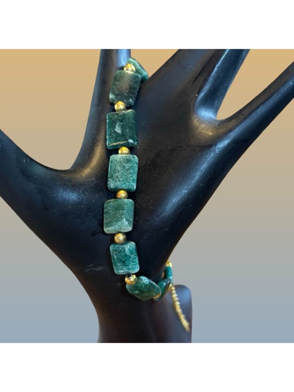 Green Semi Precious Stone Gold Tone Necklace Bracelet Set Adjustable Vintage - Picture 10 of 13
